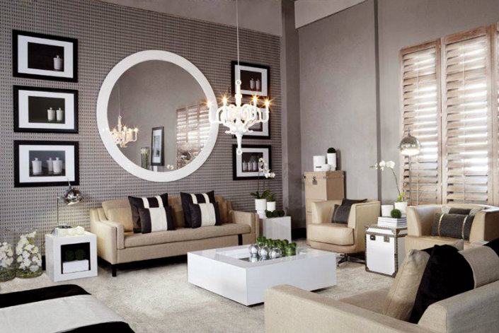 Large round mirror in modern living room